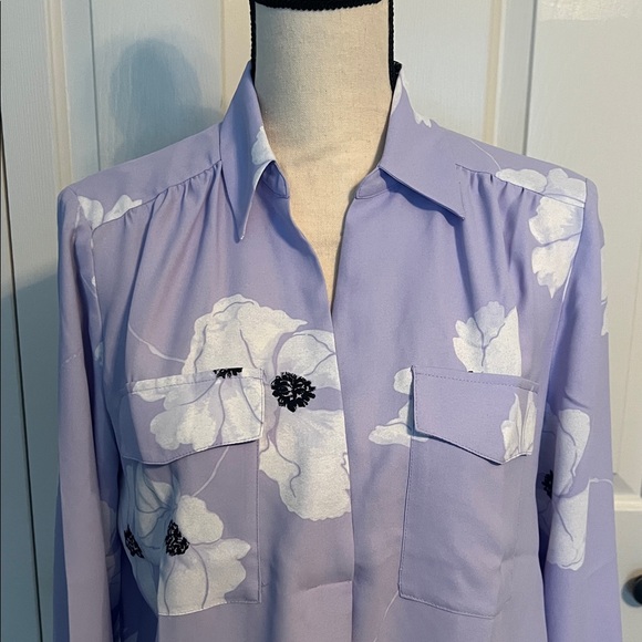 NWT, ANN TAYLOR SILKY LONG SLEEVE CAMP SHIRT SIZE M - Picture 3 of 6